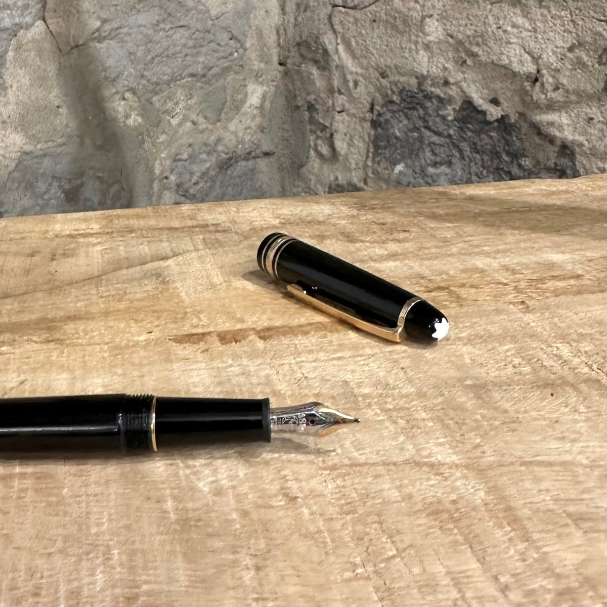 Montblanc 4810 Meisterstück 14k Plated Classique Fountain Pen