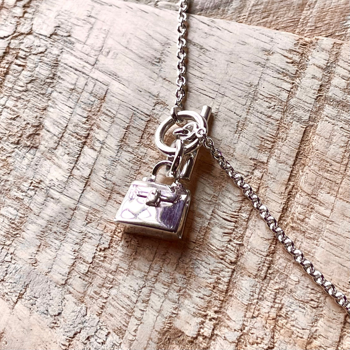 Hermes key store necklace