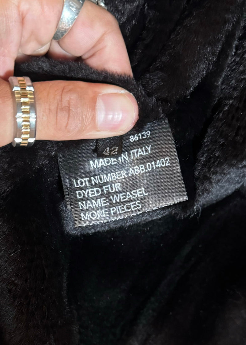 Manteau long doublé de fourrure de belette en nylon noir Prada Vintage des années 90