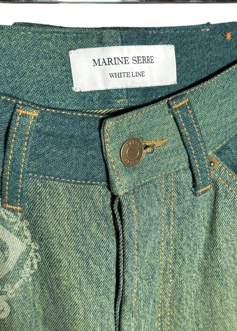 Jean en denim bleu imprimé patchwork de Marine Serre Petrichor