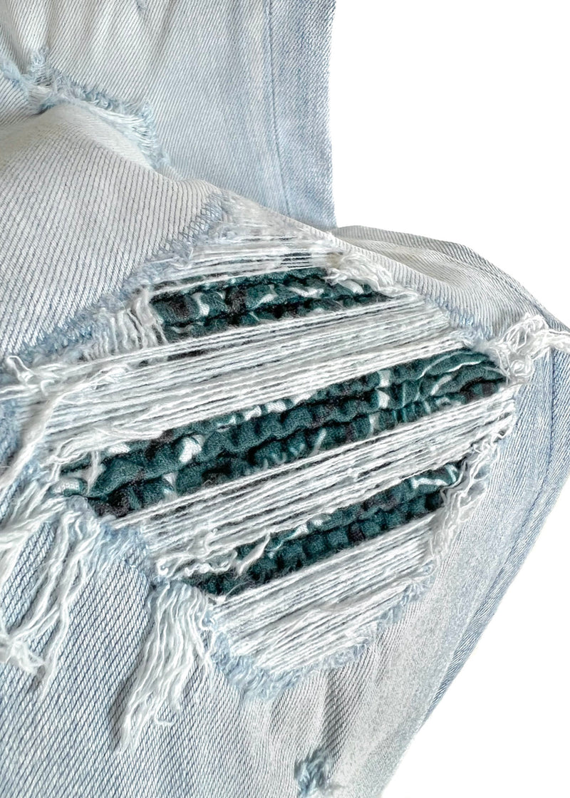 Jean bleu délavé Amiri MX1 avec détail bandana vert
