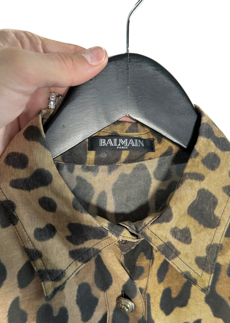 Blouse boutonnée en soie imprimé léopard beige Balmain