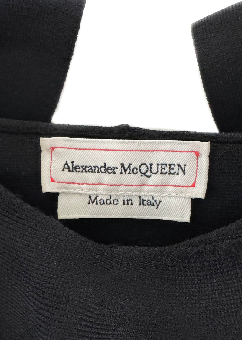 Haut court à volants en tricot noir﻿ Alexander McQueen 2020