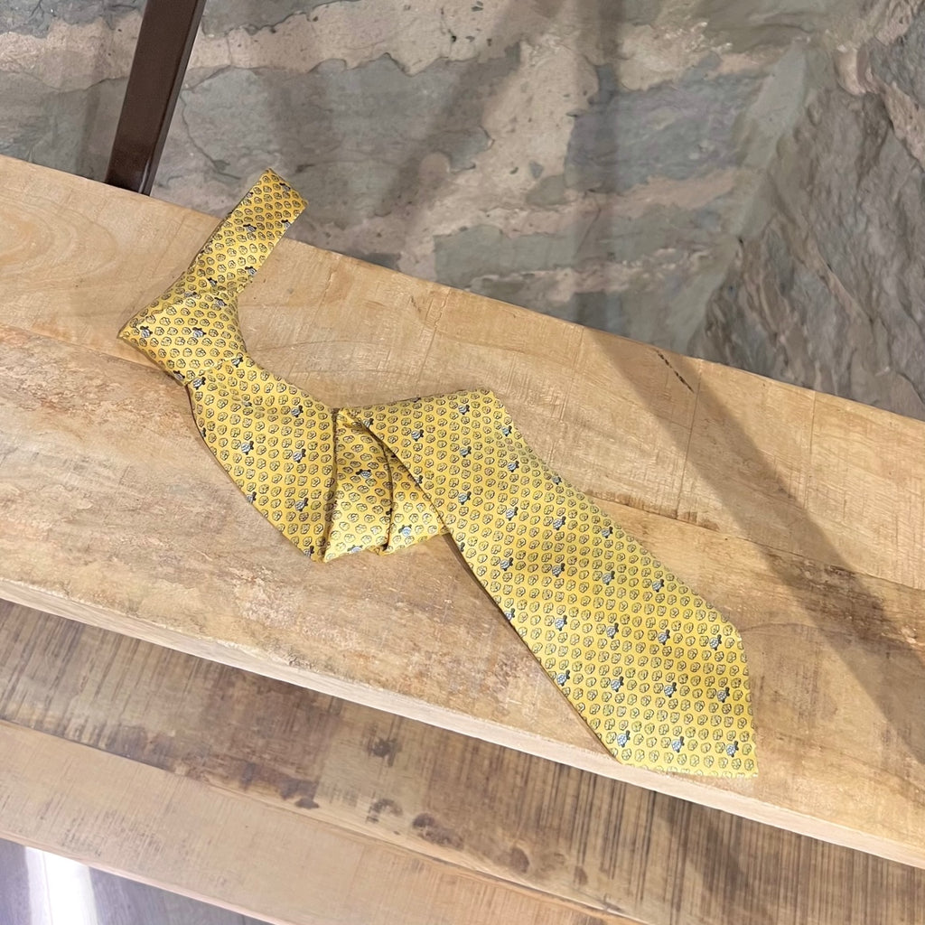 Cravate en soie imprimé tortue jaune Hermès