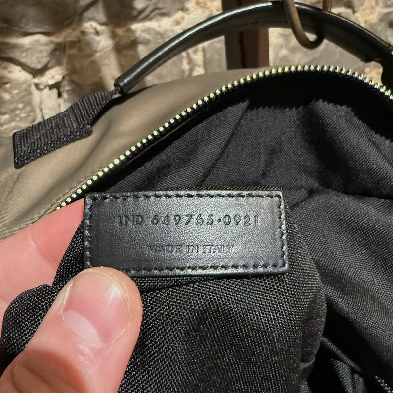 Sac à dos City Trekking en nylon kaki avec garnitures en cuir Saint Laurent