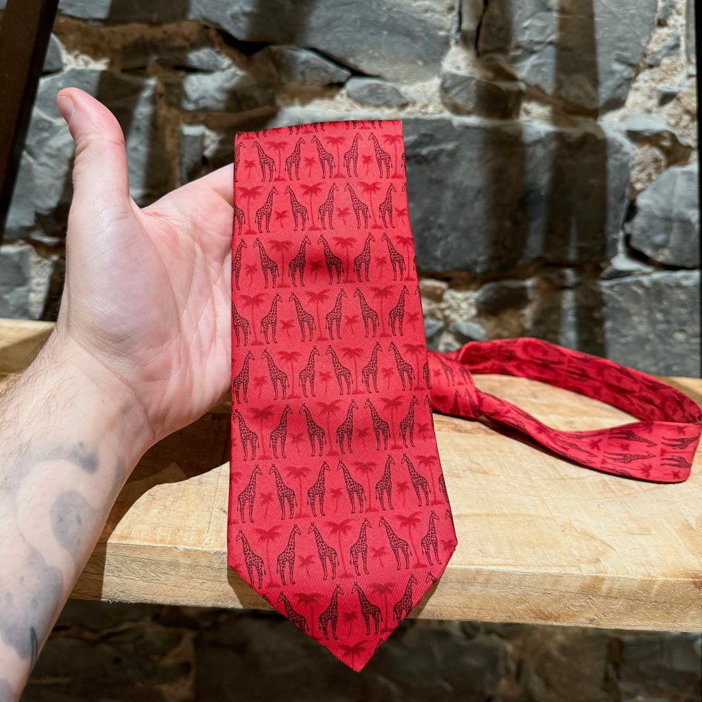 Hermès Giraffe Prints Red Silk Tie