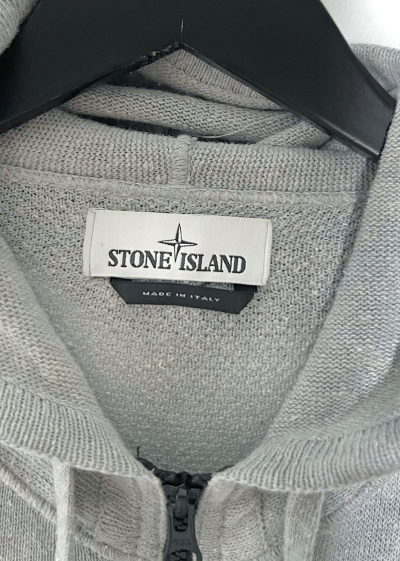 Sweat zippé à capuche gris Stone Island en maille légère avec écusson
