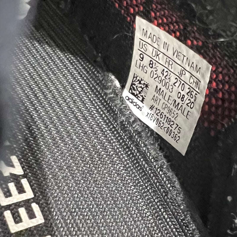 Baskets Adidas Yeezy Boost 350 V2 noir rouge