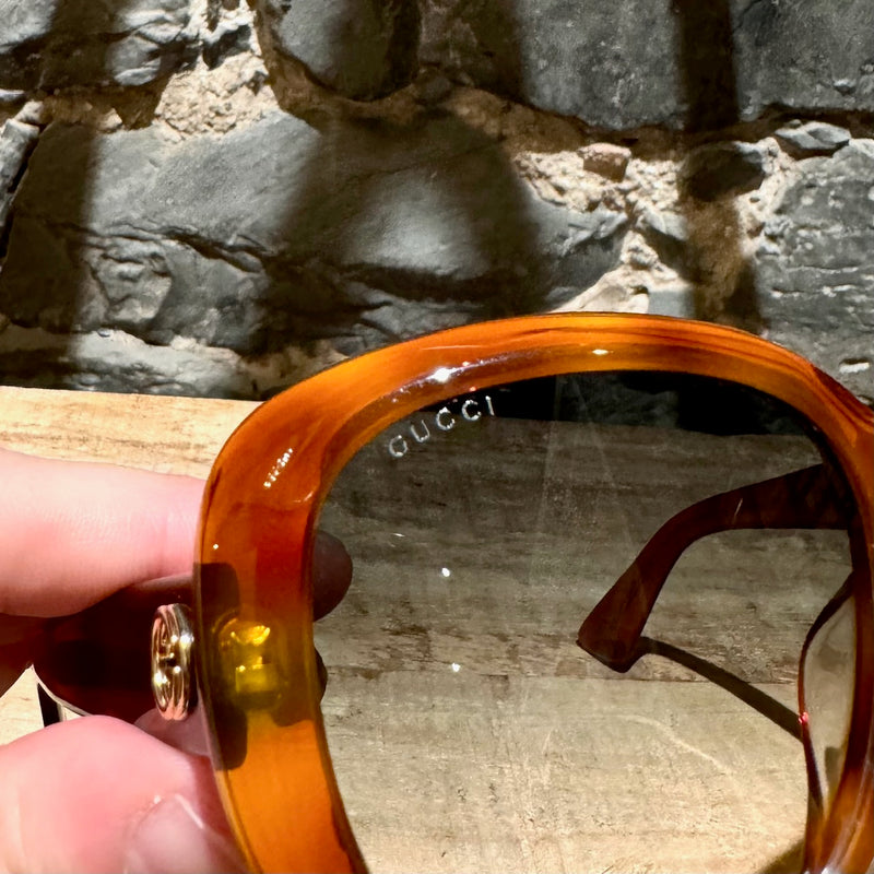 Lunettes de soleil surdimensionnées Gucci GG0140SA marron GG