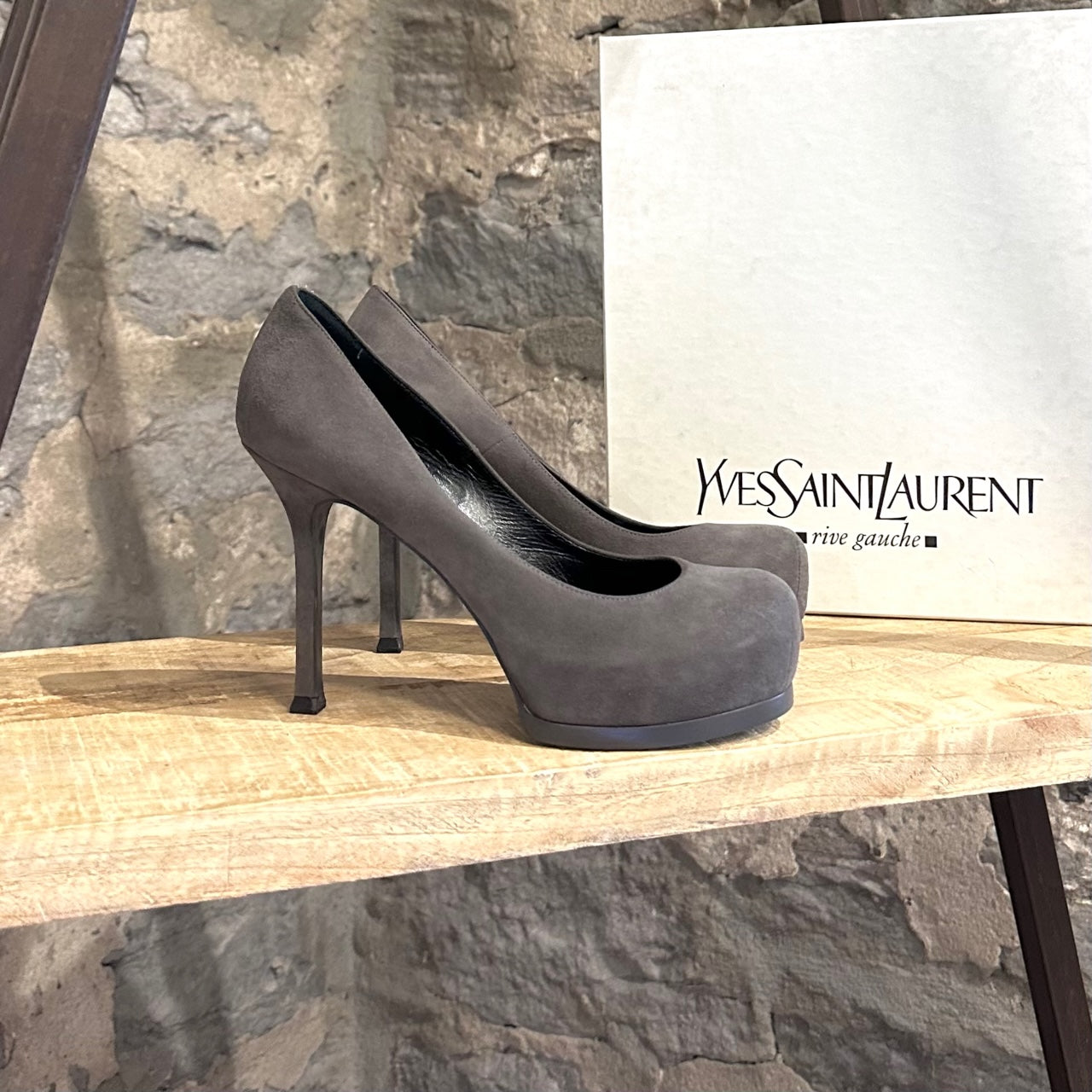 Yves Saint-Laurent Grey Suede Tribute Two 80 Pumps – Boutique