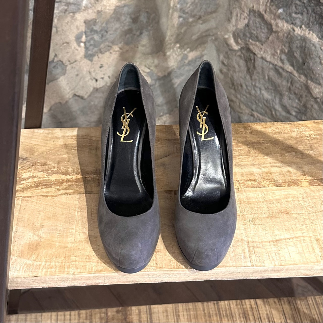 Yves Saint-Laurent Grey Suede Tribute Two 80 Pumps – Boutique