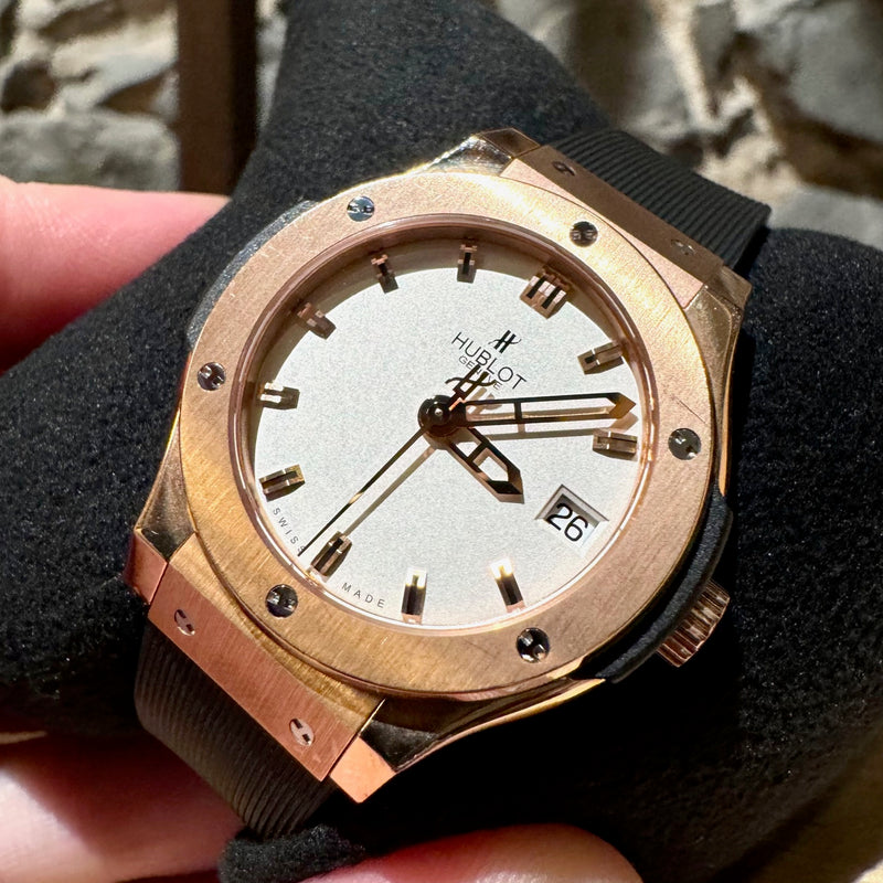 Hublot Classic Fusion King Gold Opaline 33mm Quartz Watch