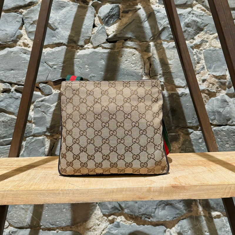 Petit sac à bandoulière plat en toile GG beige de Gucci