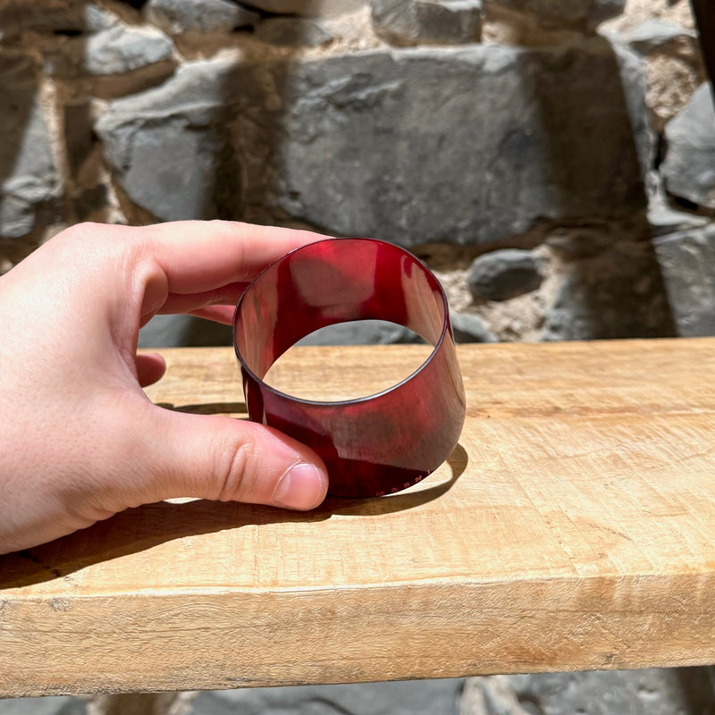 Bracelet large en corne rose rouge Marni