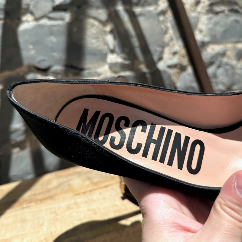 Escarpins en satin noir avec logo en cristal et mini lettrage Moschino