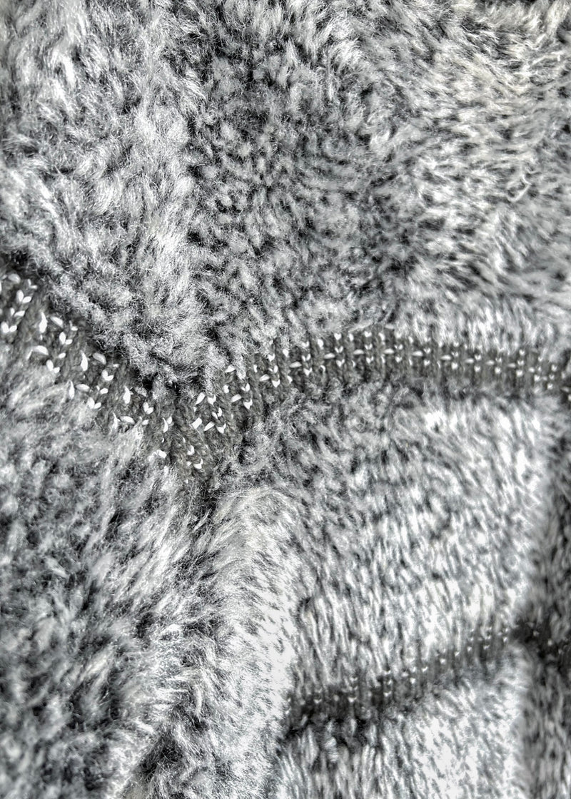 Pull Chanel pré-automne 2014 gris fantaisie fausse fourrure