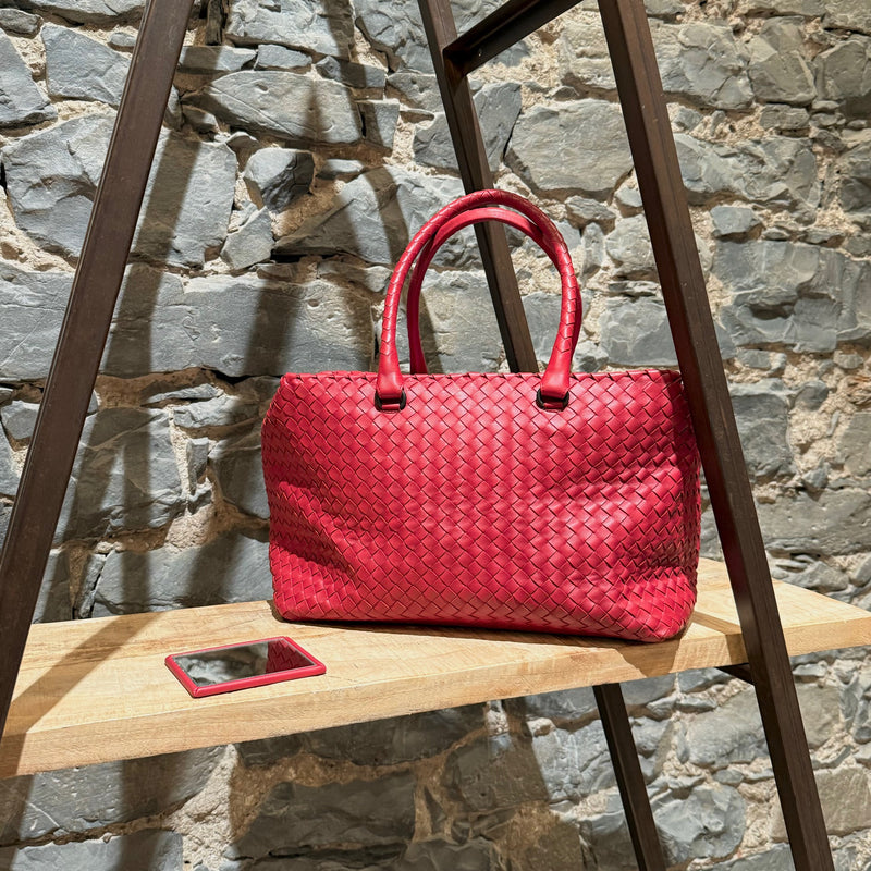 Bottega Veneta Red Intrecciato Medium Brick Bag