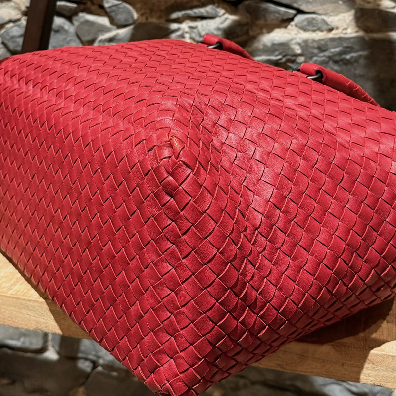 Bottega Veneta Red Intrecciato Medium Brick Bag