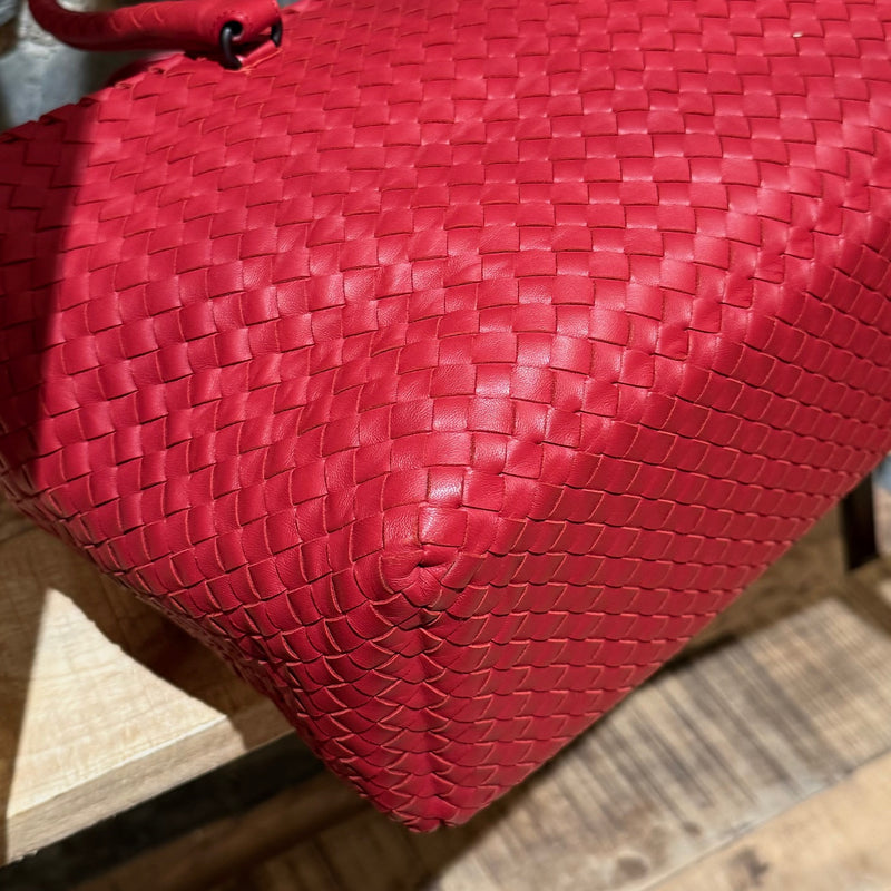 Bottega Veneta Red Intrecciato Medium Brick Bag