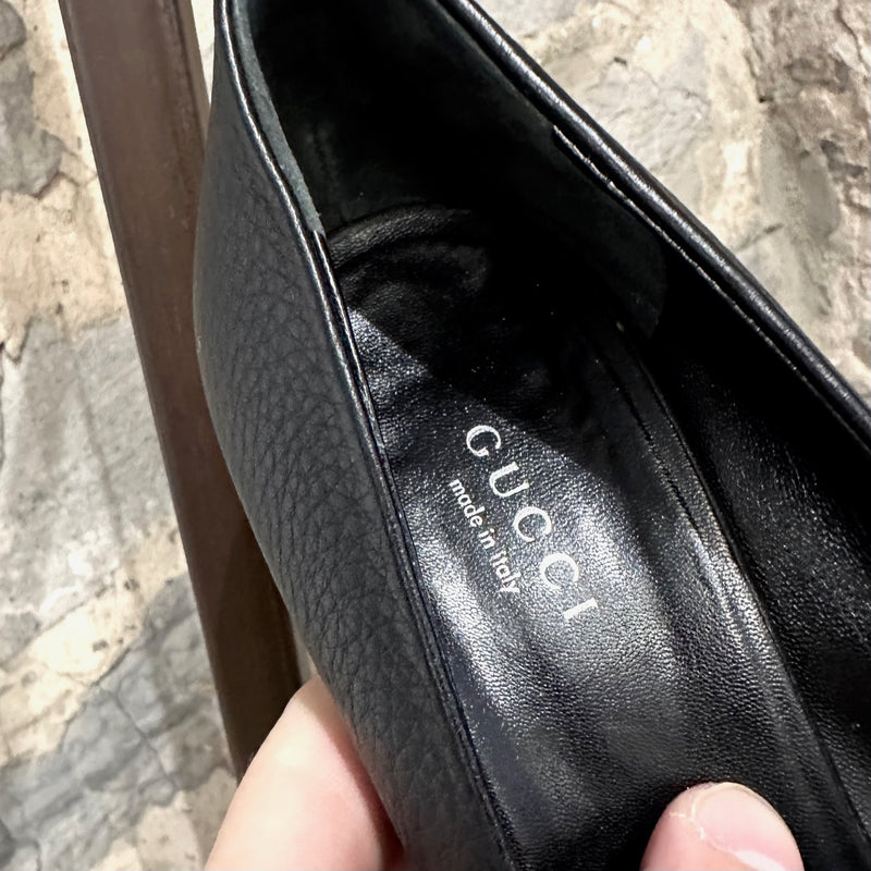 Escarpins à plateforme noir à bout ouvert Gucci avec accent argenté