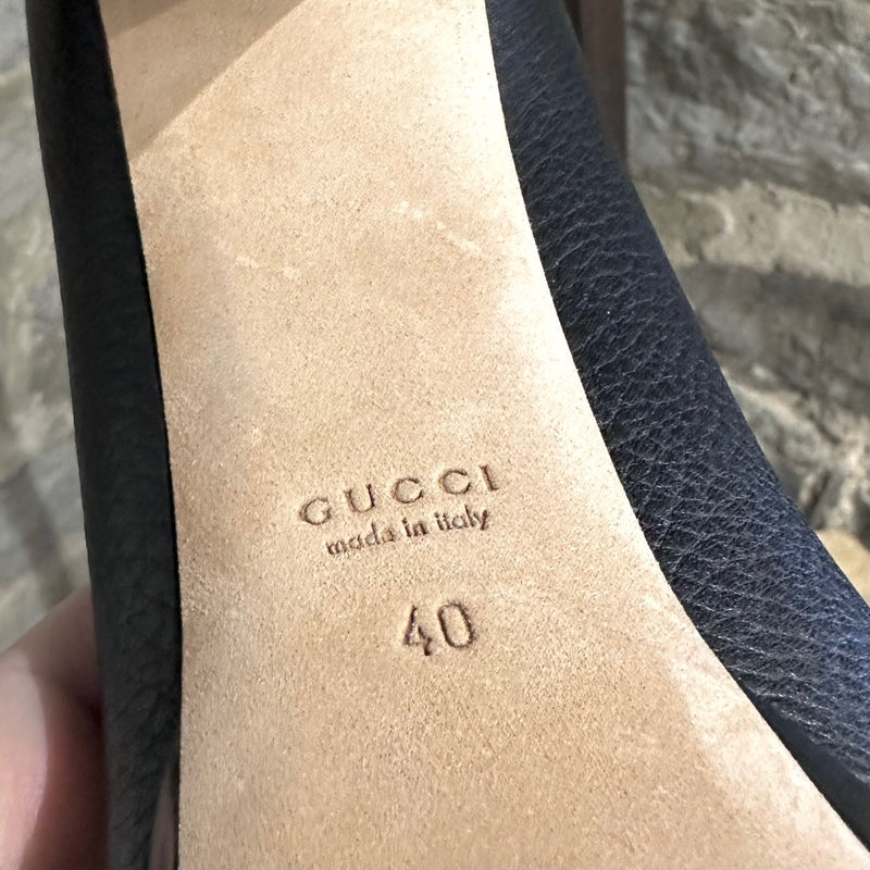 Escarpins à plateforme noir à bout ouvert Gucci avec accent argenté