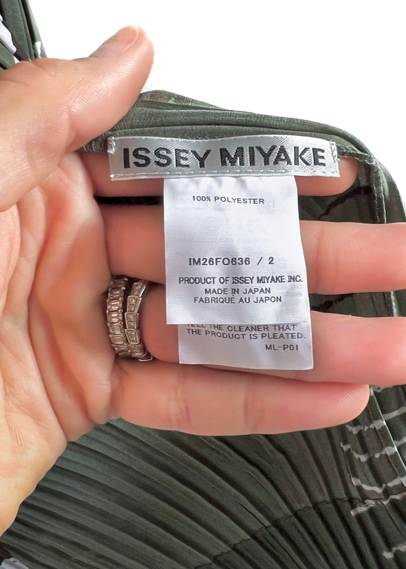 Issey Miyake RC Doro Khaki Green Printed Pleated Cardigan Sweater