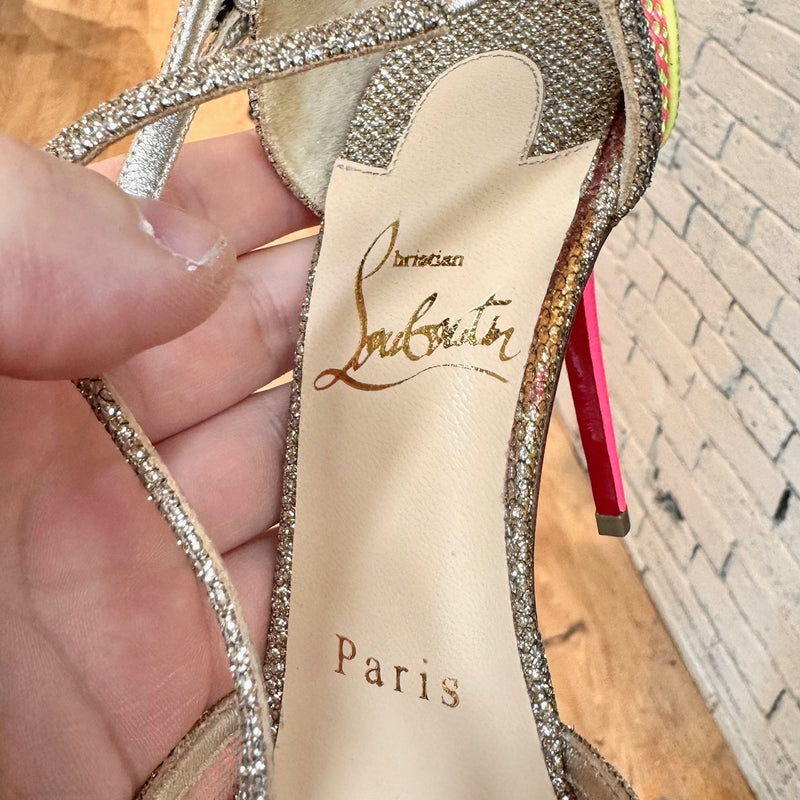 Escarpins Christian Louboutin Mrs. Early rose néon T-strap