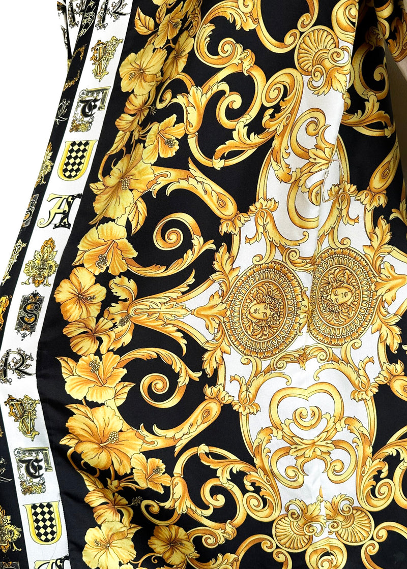Robe chemise en soie à ceinture à imprimé baroque Versace