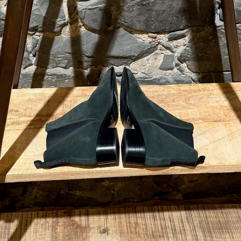 Bottes Acne Studios Chelsea Jensen en daim vert