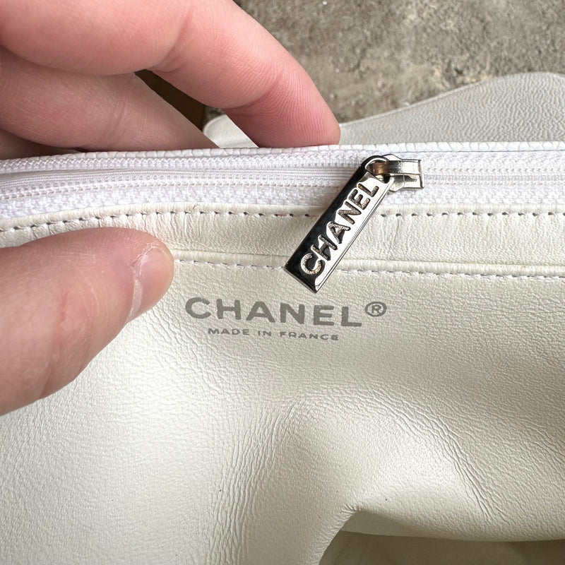 Chanel 2006-2008 White Caviar Bijoux Chain Jumbo Single Flap Bag