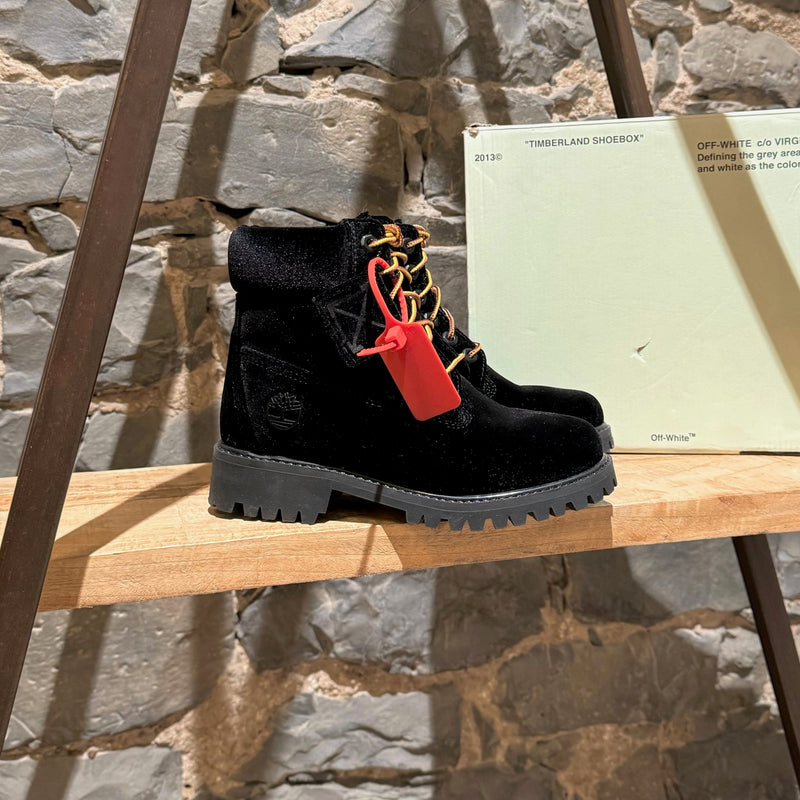 Bottes de combat Off-White X Timberland en velours noir