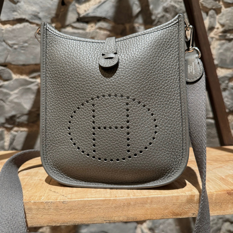 Hermès Gris Meyer Evelyne TPM 16 Crossbody Bag