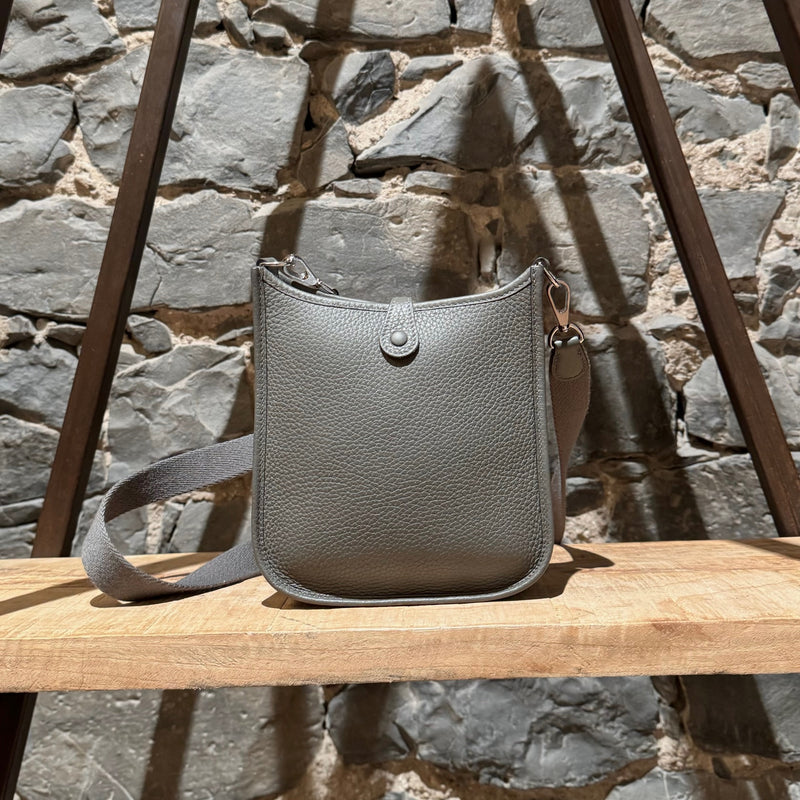 Hermès Gris Meyer Evelyne TPM 16 Crossbody Bag