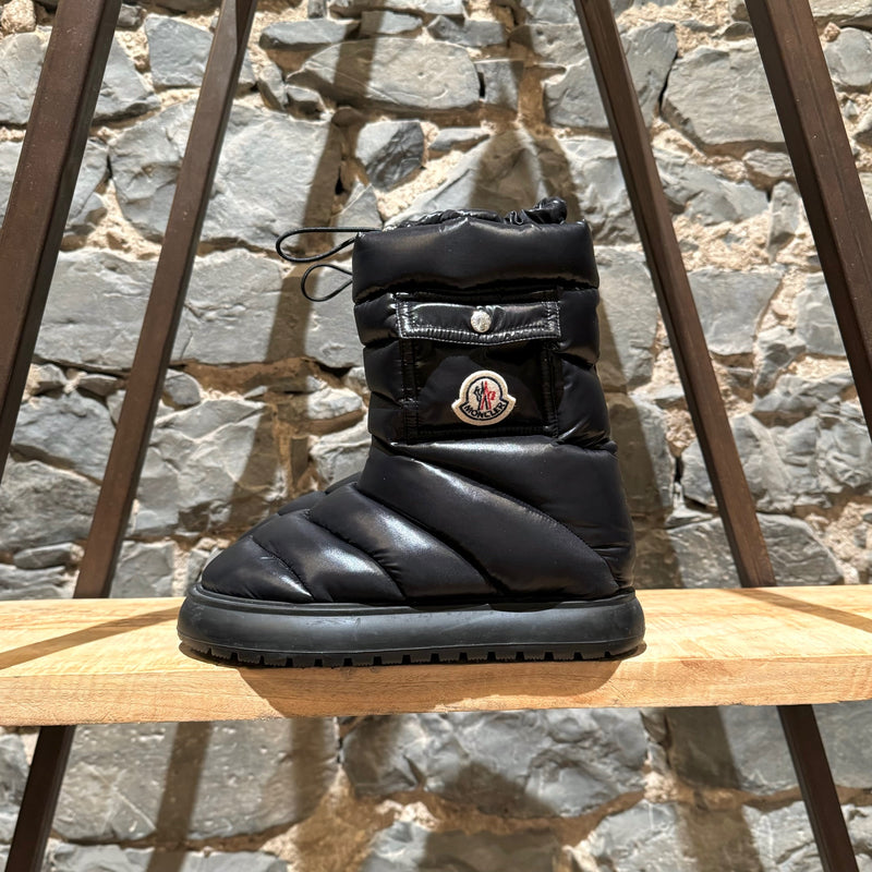 Moncler Black Gaia Quilted Puffer Pocket Boots