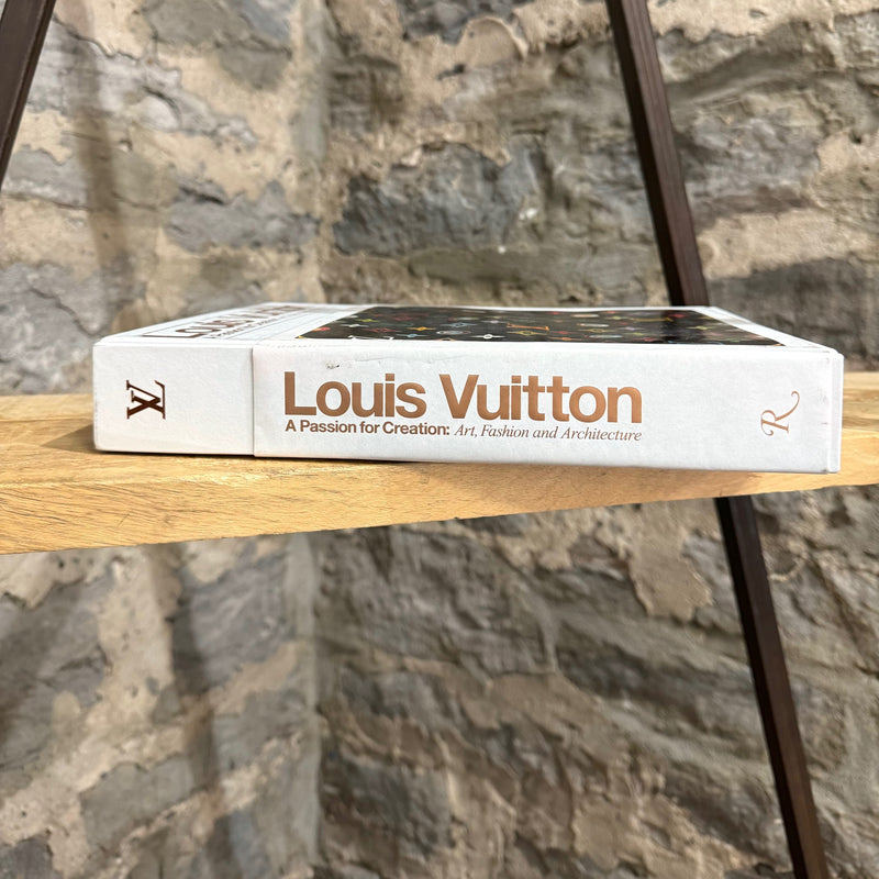 Livre Louis Vuitton "A Passion for Creation: Art, Fashion and Architecture"