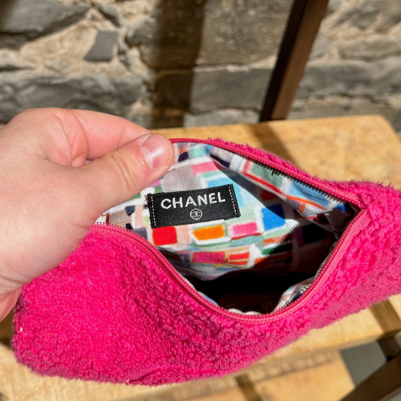 Chanel 2019 Pink Terry Cloth CC Beach Bag With Pouch & Towel