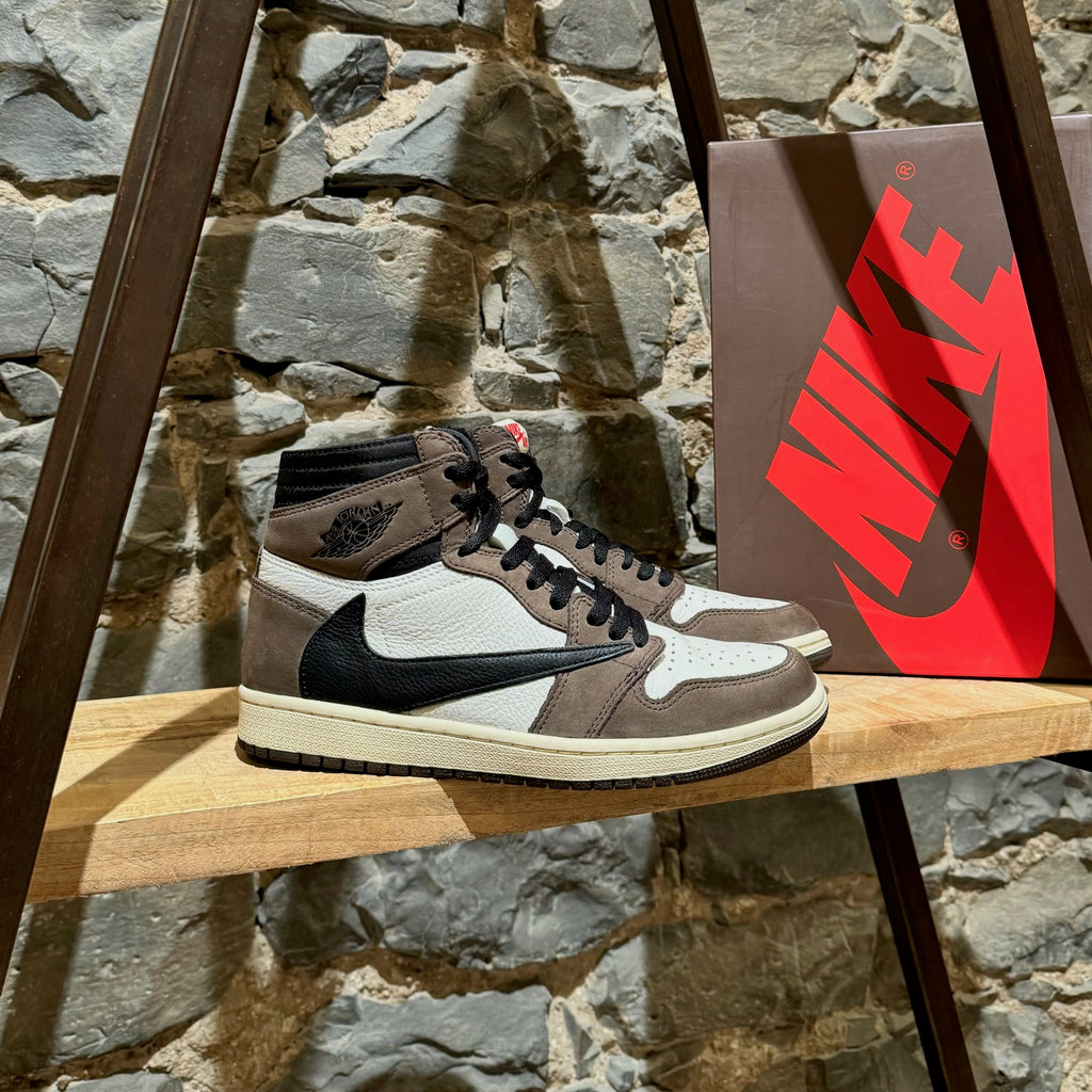 Nike Air Jordan 1 High OG SP Travis Scott Mocha Sneakers