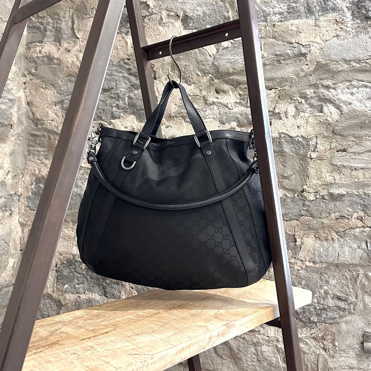 Convertible tote outlet