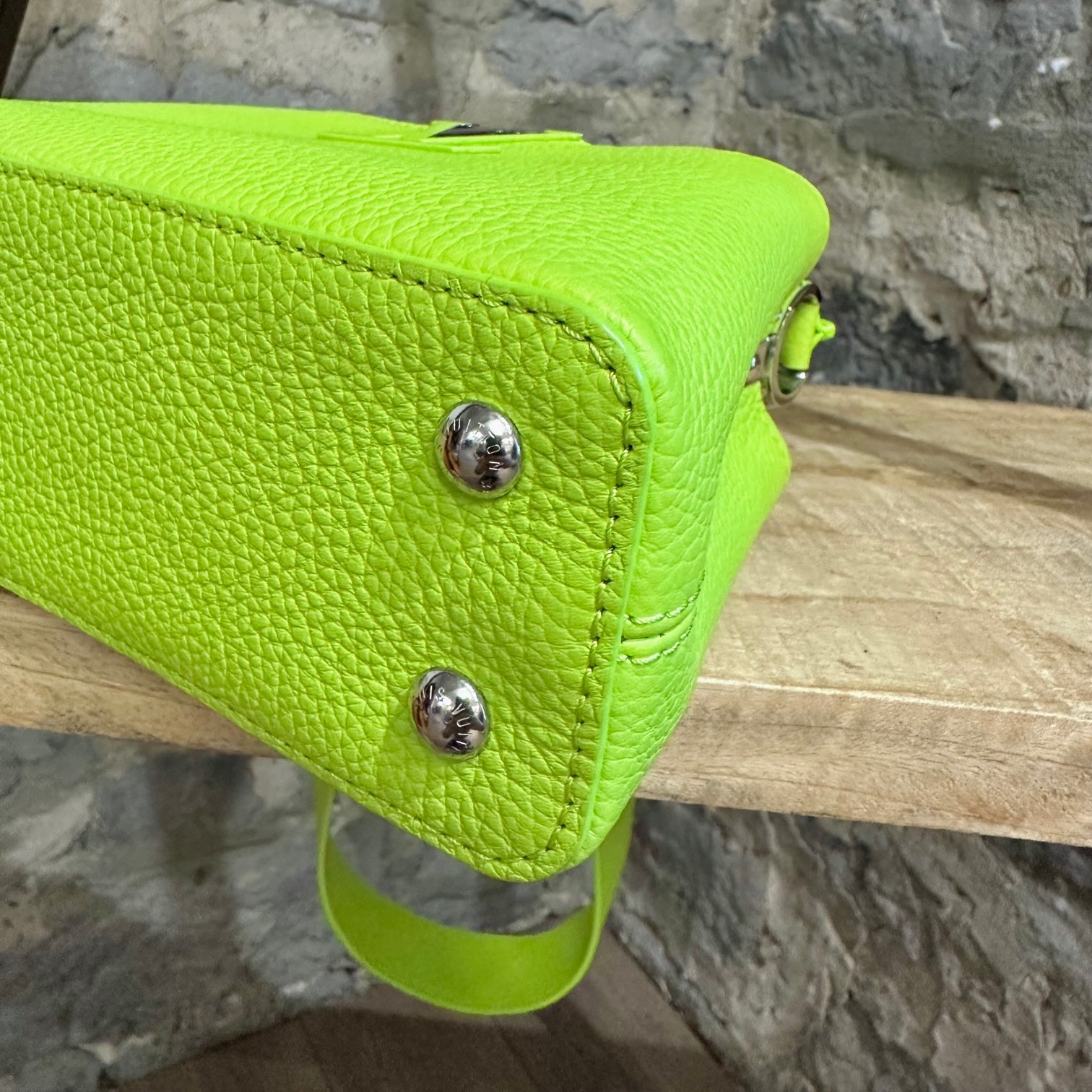 Louis Vuitton Ostrich Capucines Mini - Green Handle Bags, Handbags -  LOU763847