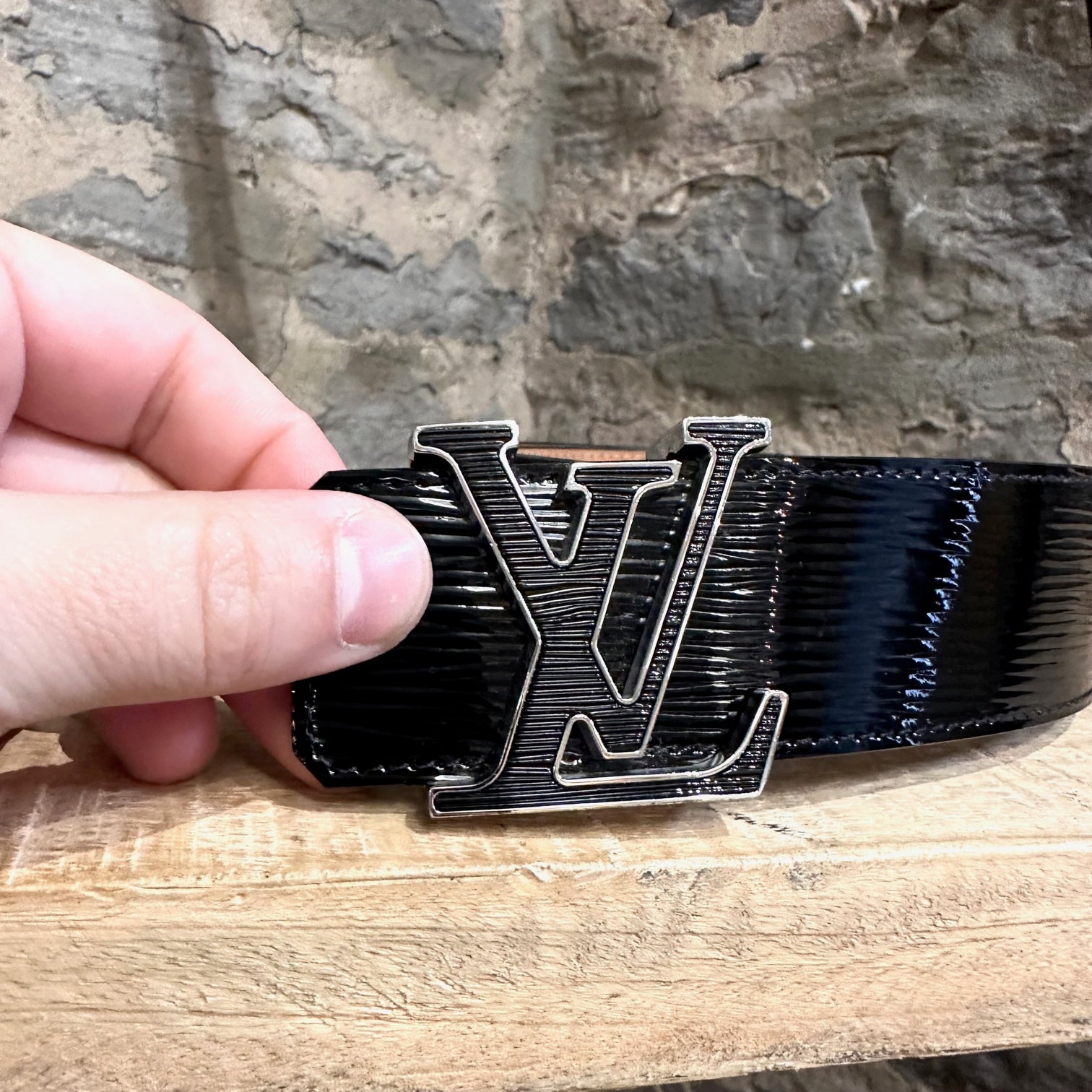 Louis Vuitton LV signature pocket belt Black Leather ref.239404