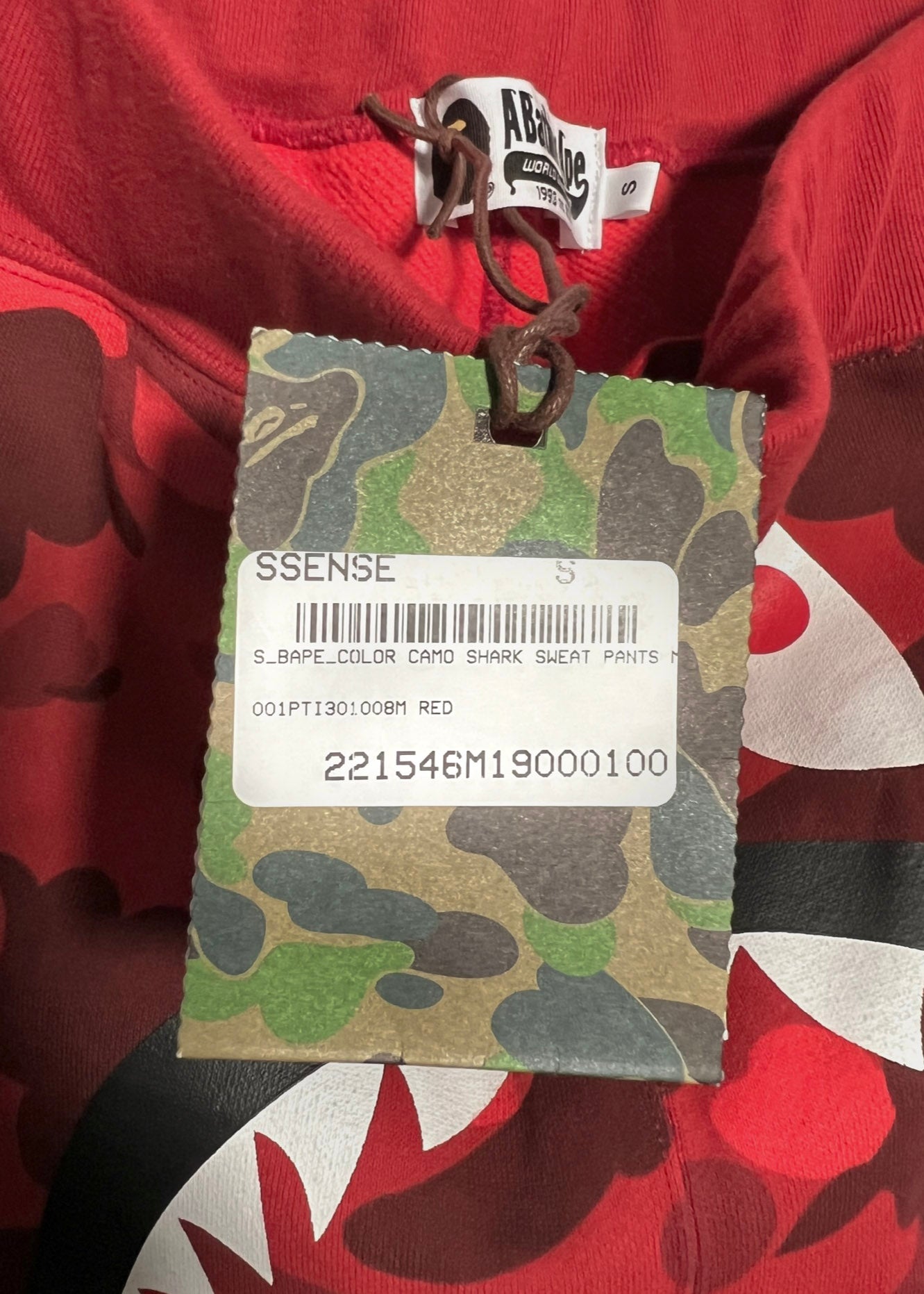 Bape Red Camouflage Shark Sweatpants – Boutique LUC.S