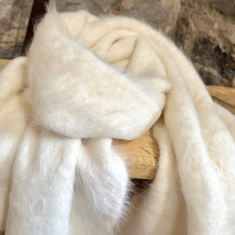 Totême Ivory Alpaca Blend Knit Scarf