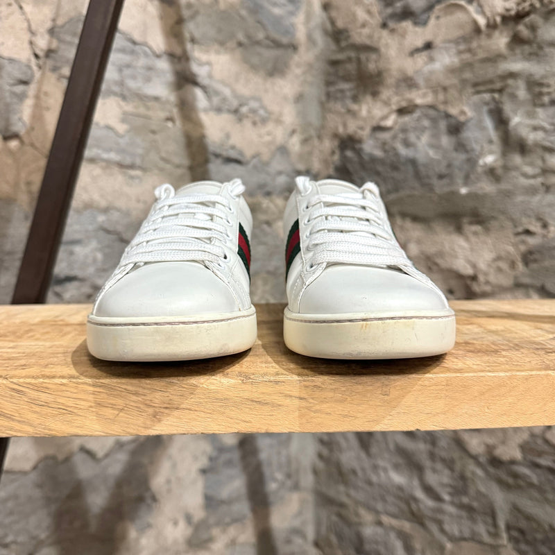 Gucci White Leather Bee Embroidered Ace Low-top Sneakers