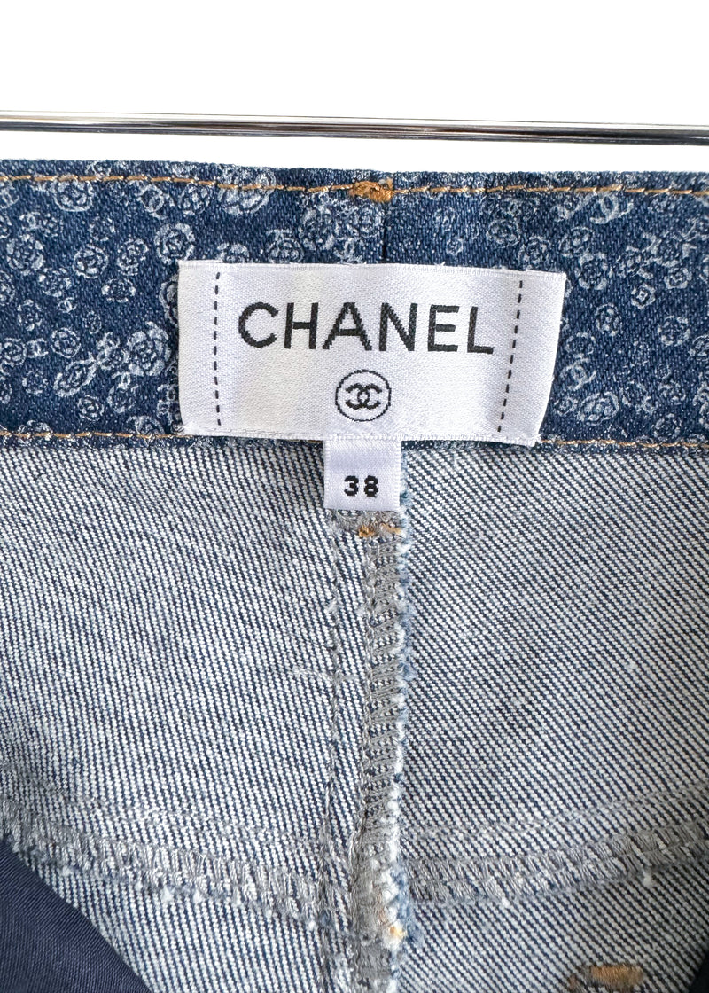Jean en denim bleu à imprimé mini camélia Chanel 2021