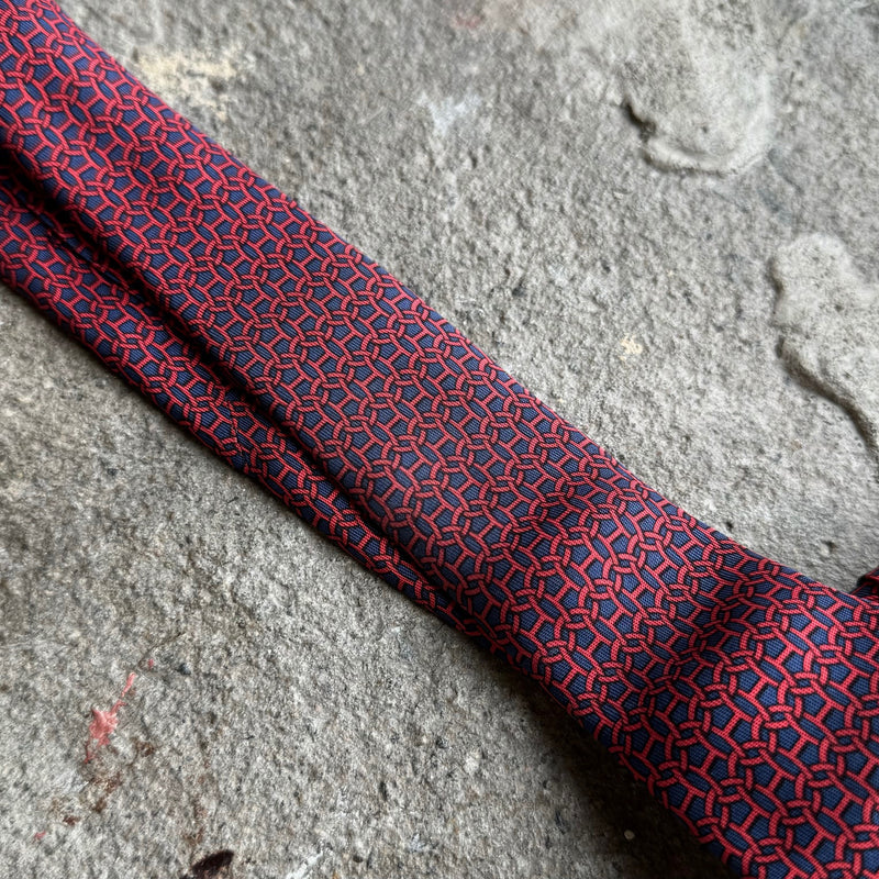 Hermès Ring Chain H Pattern Navy Silk Tie