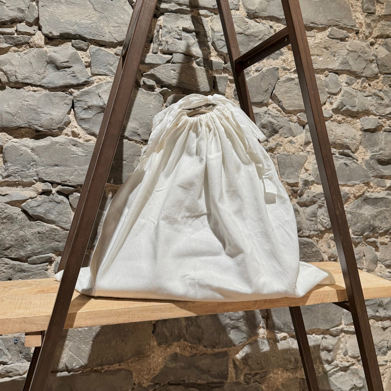 Sac The Row Margaux 15 en cuir grainé taupe foncé