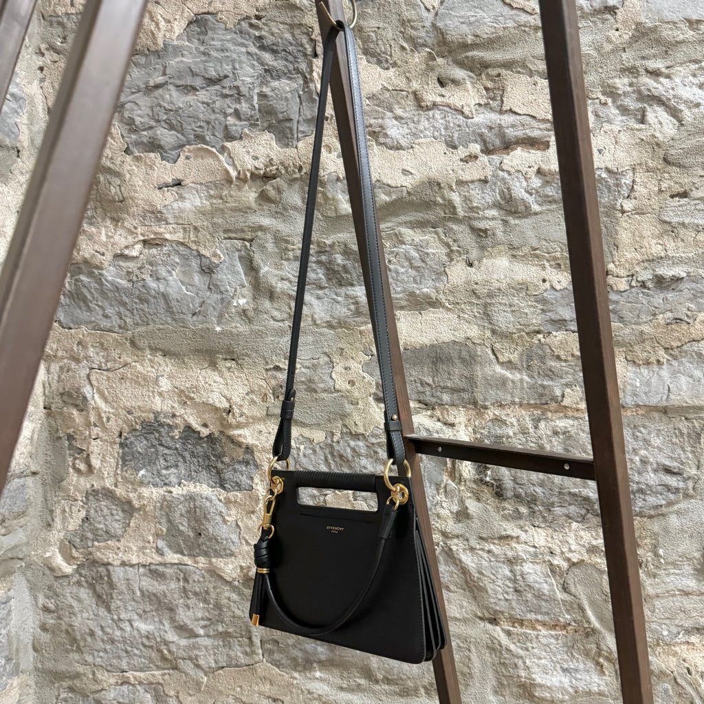Petit sac à bandoulière Givenchy Whip en cuir noir