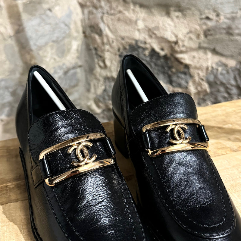 Chanel 2022 Black Shiny Calfskin Metal CC Heeled Loafers