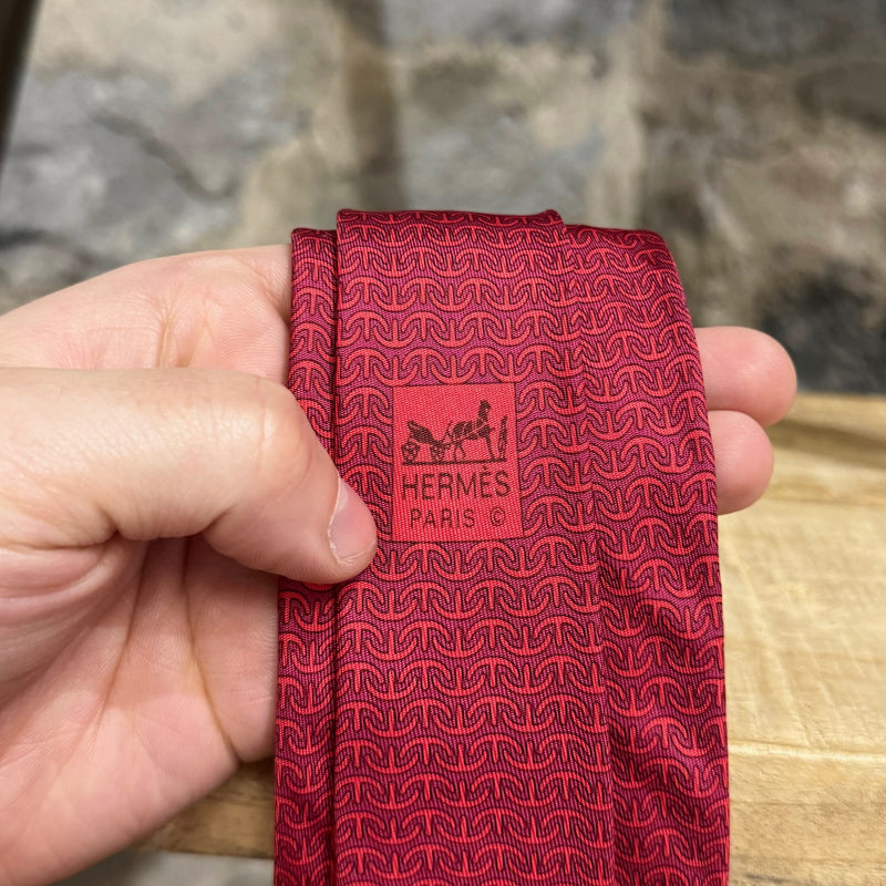 Hermès Chaine D'Ancre Horizontal Stripe Red Silk Tie