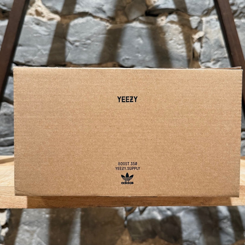 Packaging of Adidas YEEZY Boost 350 Moonrock Grey Low-top Sneakers